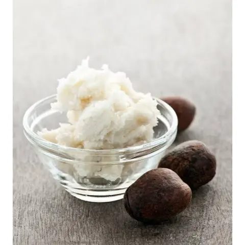 สินค้าใหม่!! พร้อมส่ง เชียบัตเตอร์(Shea butter) 100 g. สำหรับทำลิป สกินแคร์